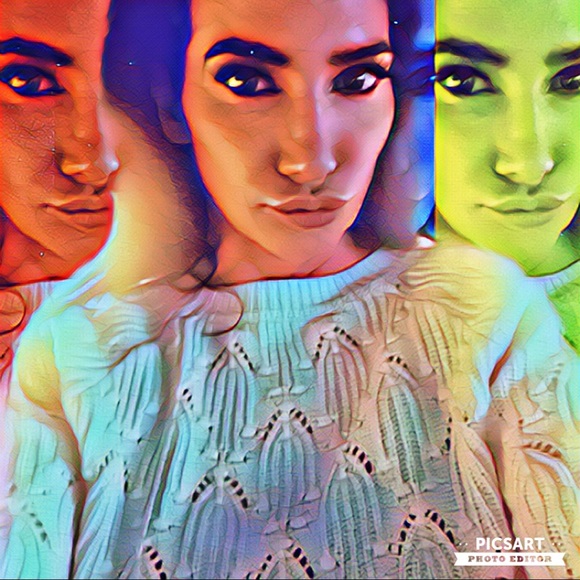 Meet your Posher, Tiffany - Picture 1 of 1